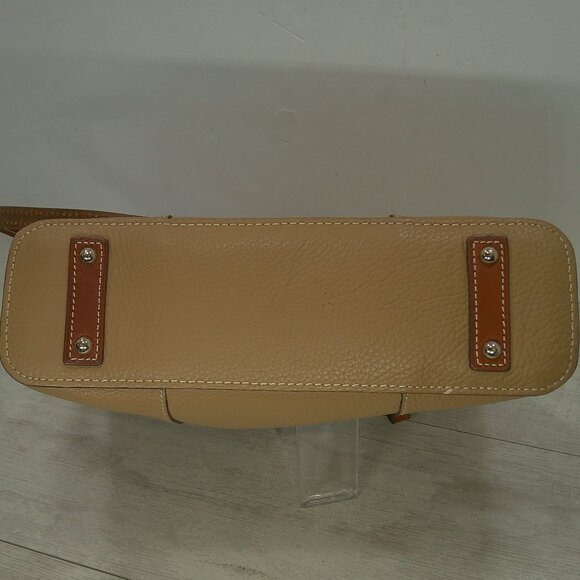 Dooney & Bourke Classic Minimalist Pebble Grain Camel Tan Leather Lexington Tote - Picture 5 of 9